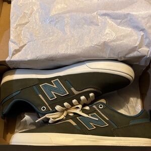 New Balance Men's Olive and Blue Sneakers